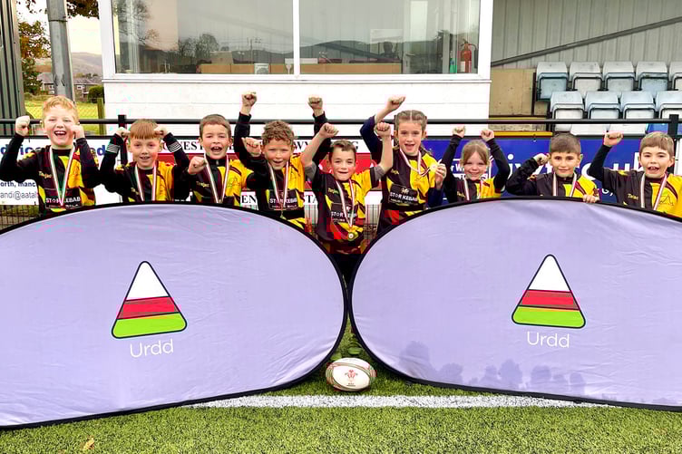 Ysgol Godre’r Berwyn’s Year 3 and 4 team