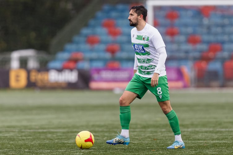 NEWTOWN, WALES - 04 NOVEMBER 2023: The New Saints' Ryan Brobbell during the 2023/24 JD Cymru Premier league fixture between Newtown A.F.C & The New Saints FC at Latham Park, Newtown, Wales (Pic by John Smith/FAW)