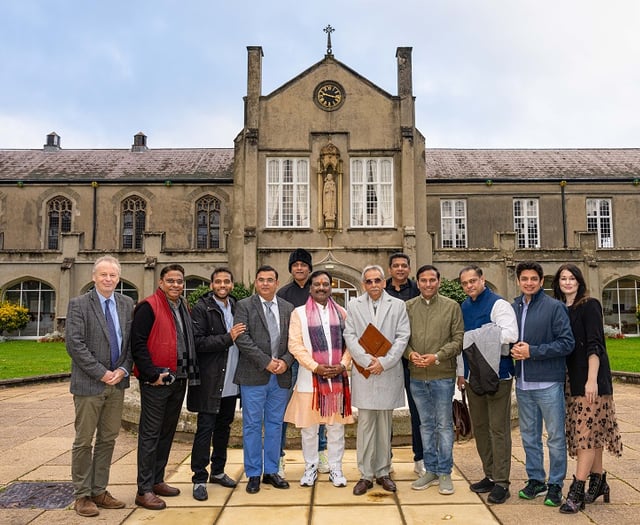 Indian political leaders visit Lampeter