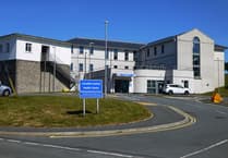 Tywyn Hospital meeting: Campaigners push for reopening