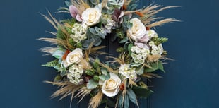 Millennials ditch door wreaths for festive loo roll