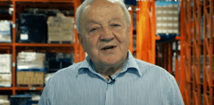 FUW honours Castell Howell Foods founder with award