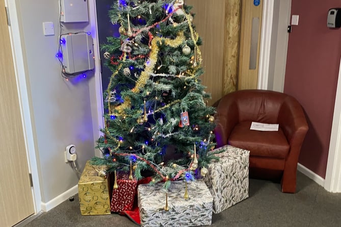 Residents have dubbed their housing officer a "grinch" after being told decorations were banned in communal spaces