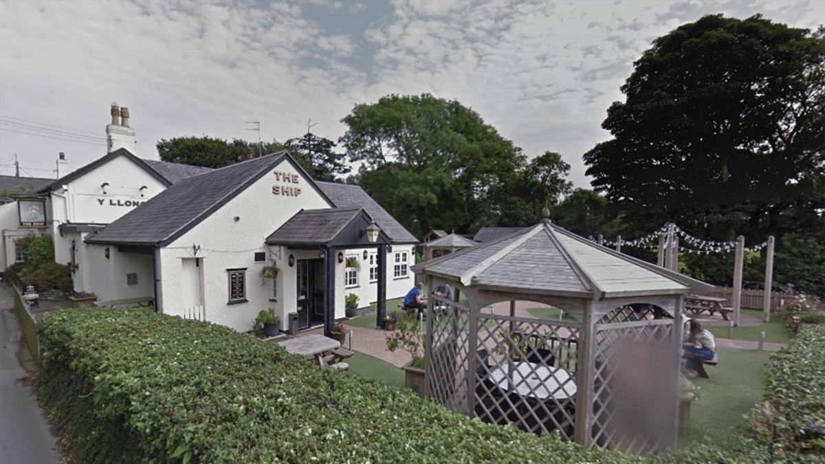 Low food hygiene rating for Llanbedrog pub The Ship Inn | cambrian-news.co.uk 