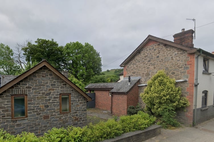 The Talkhouse - Pontdolgoch