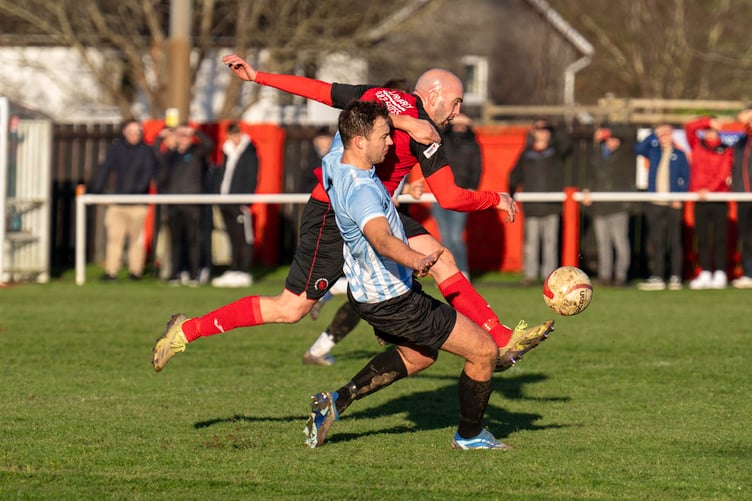Geoff Kellaway opened the scoring for Penrhyncoch