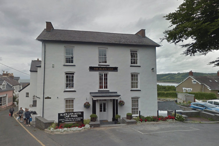 Black Lion New Quay