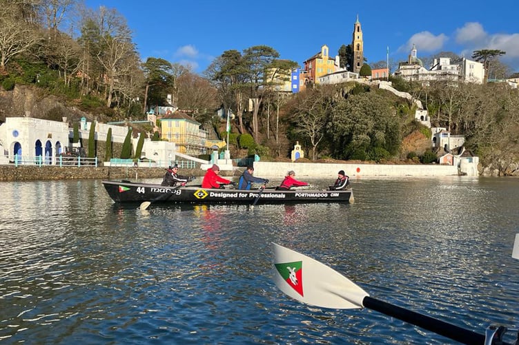 Madog Yacht Club rowers
