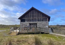 Meeting calls on NRW to save Ynyslas Visitor Centre