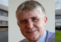 Plaid Cymru councillors support more cash for top jobs despite public anger