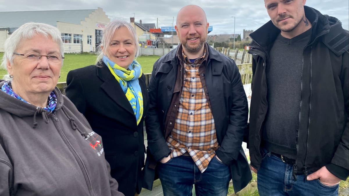 Tindle Raff Base Fears grow for future of Air Ambulance bases | cambrian-news.co.uk