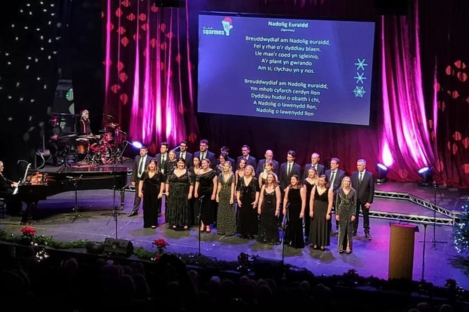 Elinor Powell's Sgarmes held their annual fundraising singalong concert last month