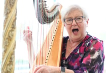 Emotional reunion for harpist Elinor Bennett and former choir member
