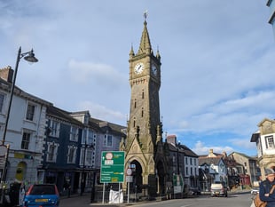 Mach hotel calls to stop clocktower chiming overnight after complaints