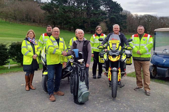 Mathew Leeman, Blood Bikes Wales and Martin Lewis, Captain of Aberystwyth Golf Club with Blood Bikes Wales volunteers at the first fundraising event