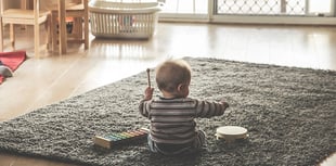 Hywel Dda urge parents to take up MMR vaccine