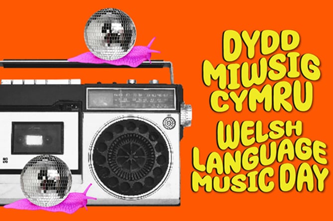 Mae Dydd Miwsig Cymru yn ddathliad gwych o rym a phwysigrwydd iaith a cherddoriaeth