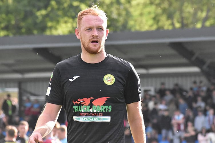 Sion Bradley gave Caernarfon the lead