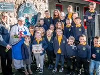 Auntie Rhian hangs up her apron after 35 years as school cook