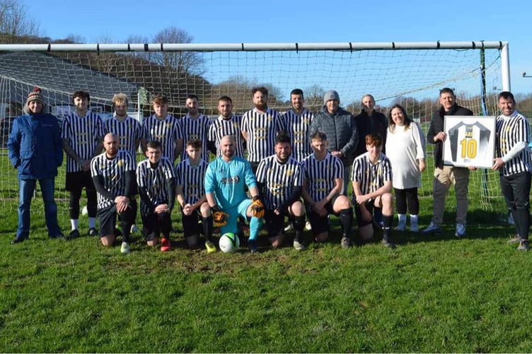The framed shirt is presented before kick off.
