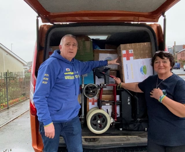 Volunteers prepare to deliver more aid to Ukraine 