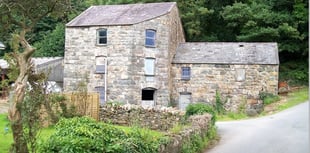 Cyfrol newydd yn cofnodi hanes dros hanner cant o hen felinau Pen Llŷn