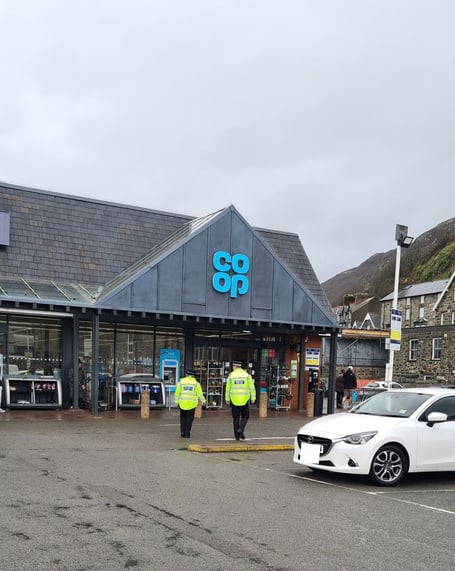 PC Kevin and PCSO Gill have been conducting patrols in