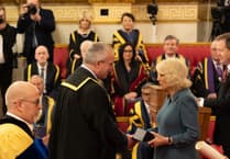 Queen gives top award to university