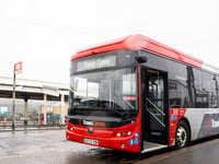 Hospital workers offered free bus travel in a bid to cut down car use
