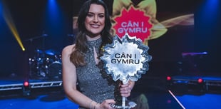 Tregaron teacher scoops Cân i Gymru prize following public vote