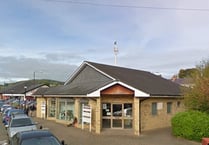 Concerns over plans to move town libraries and halve mobile service