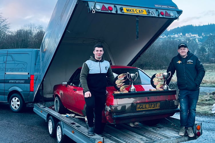 Chris Richmond Hand and navigator Shaun Richards