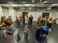 Aelwyd Urdd newydd yn Aberystwyth yn ffynnu