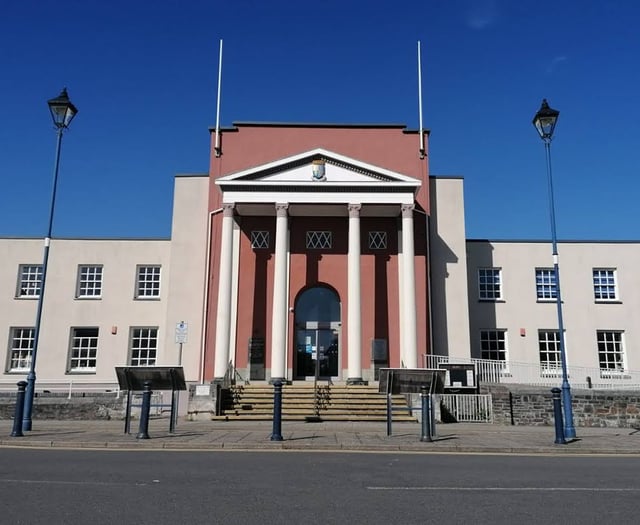 Council plans to reduce library opening hours