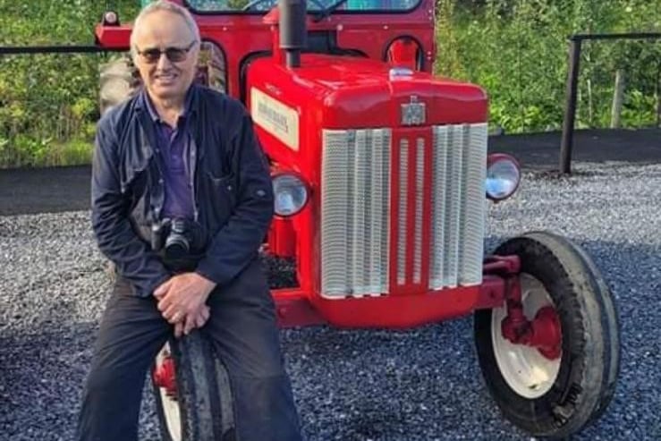 Neil Davies is fighting the stigma behind male incontinence and calling for bins to be installed in male toilet facilities across Wales, and the UK