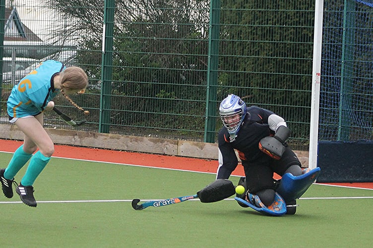 Alanna Fox made some great saves