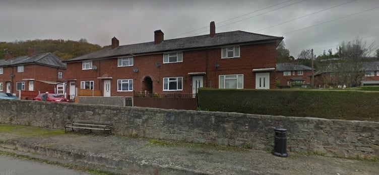 Thousands of Powys council houses date from the 1960s and 1970s, a committee has heard