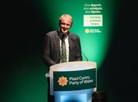 MP launches petition for Banking Hubs in Ceredigion 