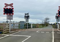 Level crossing safety plea to Gwynedd holidaymakers