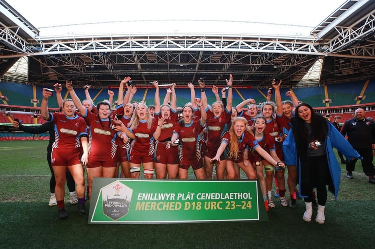 Teifi Timberwolves celebrate winning the Plate Final