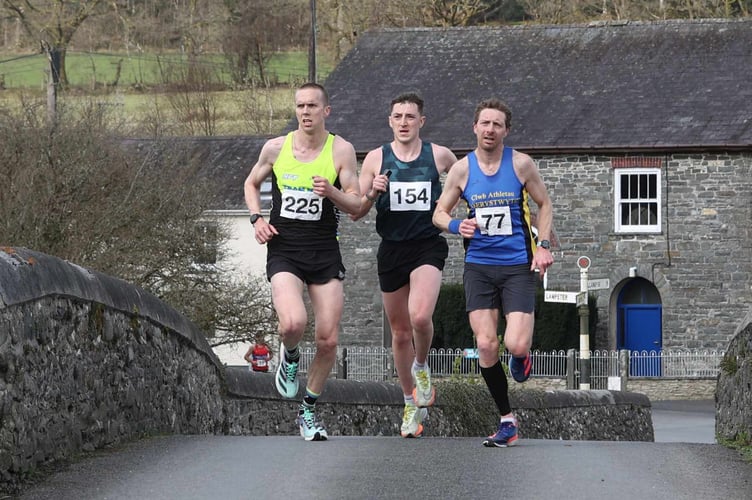 Owain Schaivone battling it out at the Teifi 10