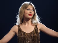 Advice after mum falls victim to Taylor Swift ticket scam