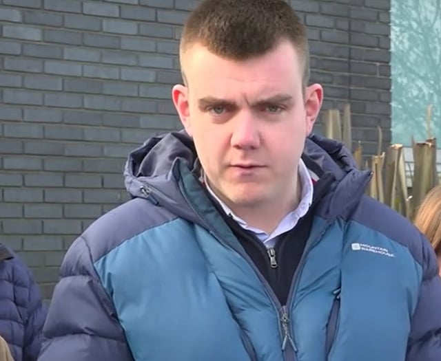 Man not guilty of sexual communication with a child