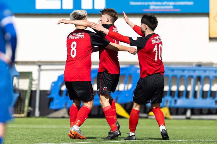 Dion Phillips' goal secured the Ardal North East title for Penrhyncoch