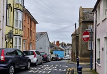 Flipped no entry sign causes concern to town centre residents