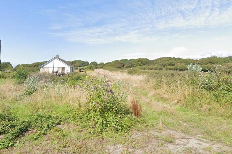 The land at Bedwen, Llanon