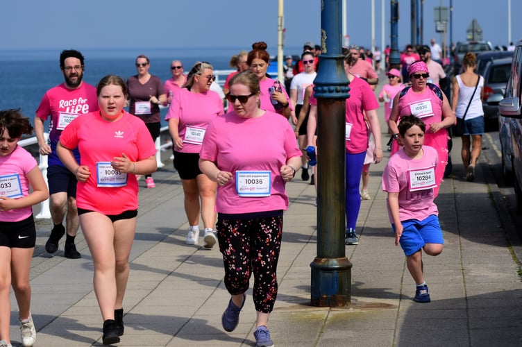 The Race For Life, Aberystwyth: Photo by Beverley Hemmings