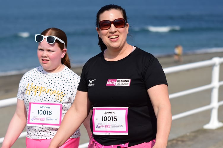 The Race For Life, Aberystwyth: Photo by Beverley Hemmings