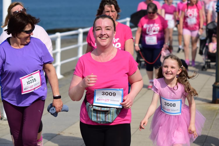 The Race For Life, Aberystwyth: Photo by Beverley Hemmings