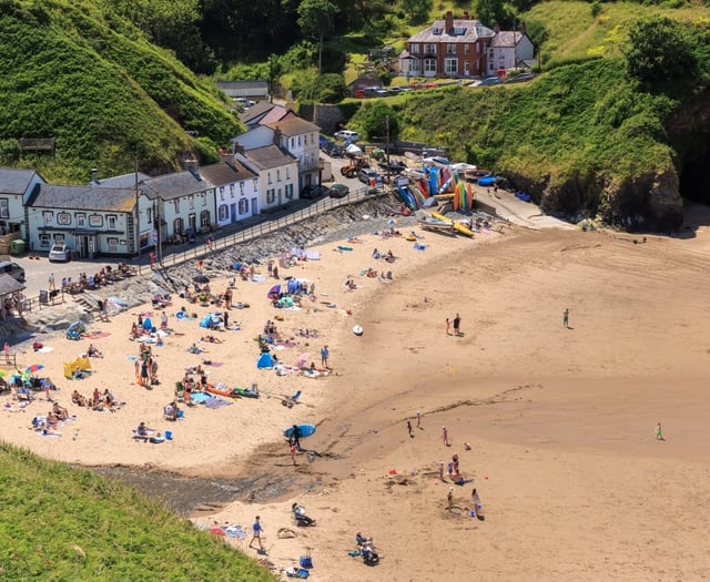 'No swimming' warning lifted from two Ceredigion beaches
